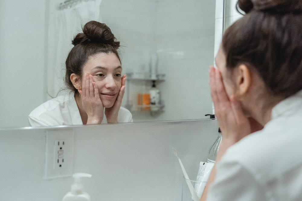 Fix These Biggest Skin Care Mistakes To Get a Healthy and Nourished Face.